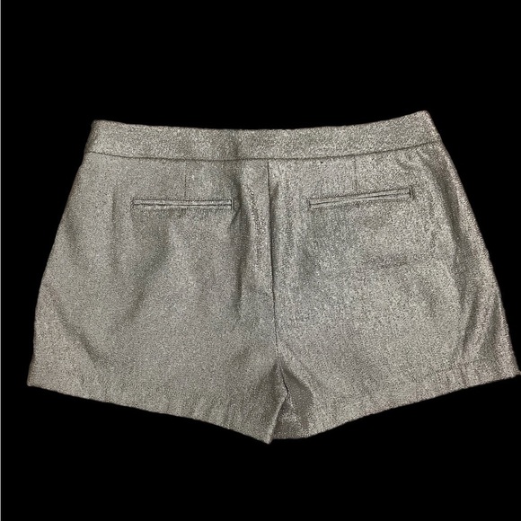 Women's Jennifer Lopez 10 Medium Shorts Chino Khakis Silver Glitter Stretch NWOT - Picture 4 of 7